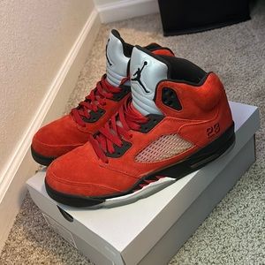 Jordan 5 ‘Raging Bull’